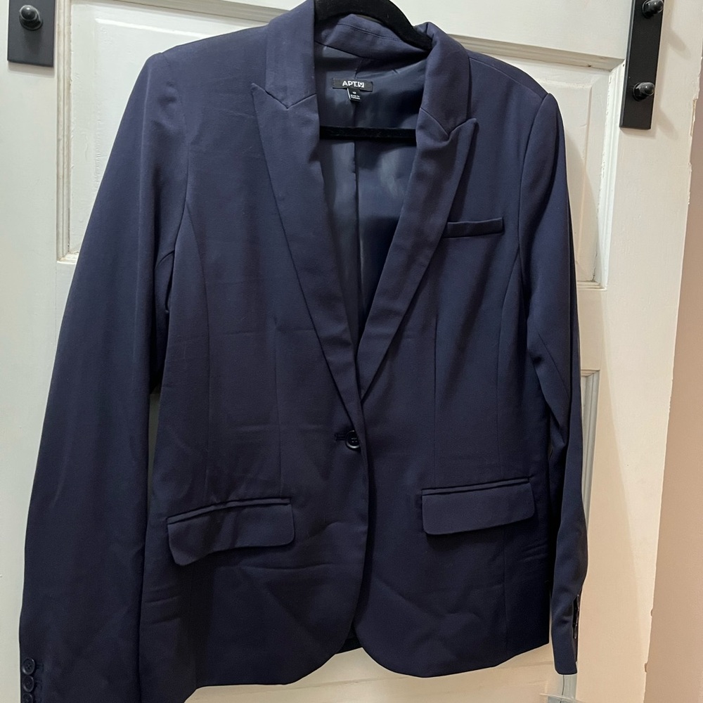 Apt. 9 Navy Blazer NWT✨
